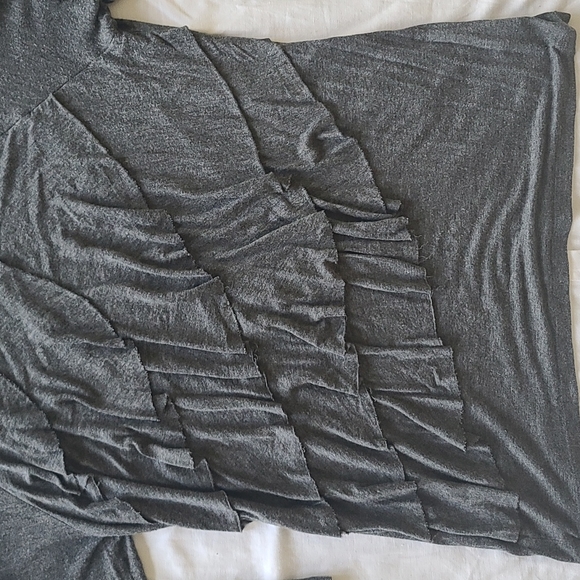Gray 3/4 sleeve ruffle front detail small AB Studio - Picture 2 of 7